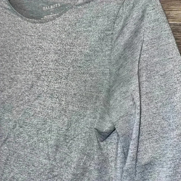 Talbots Silver Gray Long Sleeve Crew Neck Tee Size Small - Picture 4 of 6